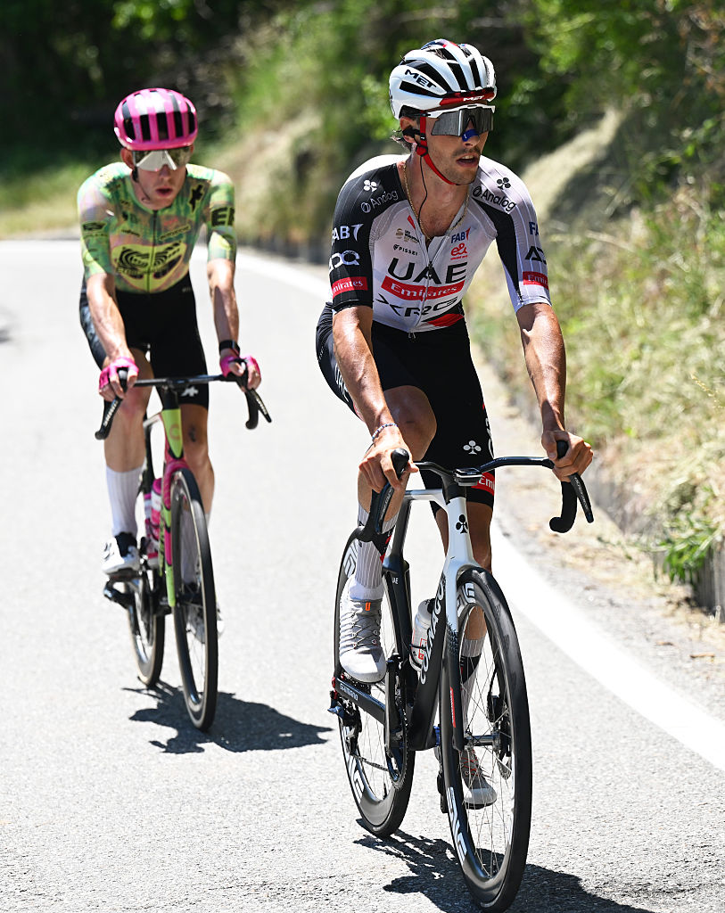 PILA - GRESSAN, ITALY - MAY 23: (L-R) Jardi Christiaan van der Lee of Netherlands and Team EF Education - EasyPost and Jan Christen of Switzerland and UAE Team Emirates - XRG compete in the breakaway during the 109th Giro d&amp;amp;apos;Italia 2026, Stage 14 a 133km stage from Aosta to Pila - Gressan 1789m / #UCIWT / on May 23, 2026 in Pila - Gressan, Italy. (Photo by Tim de Waele/Getty Images)