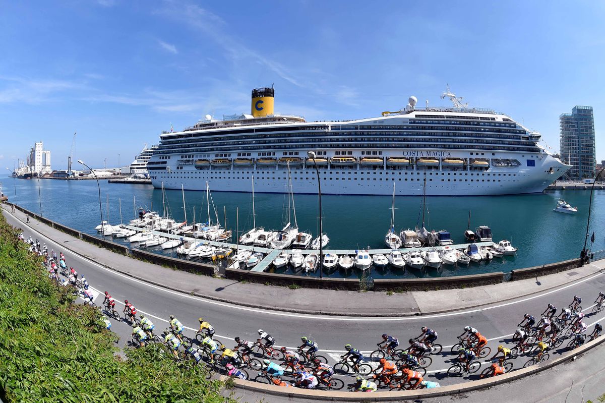 The peloton passes through Savona