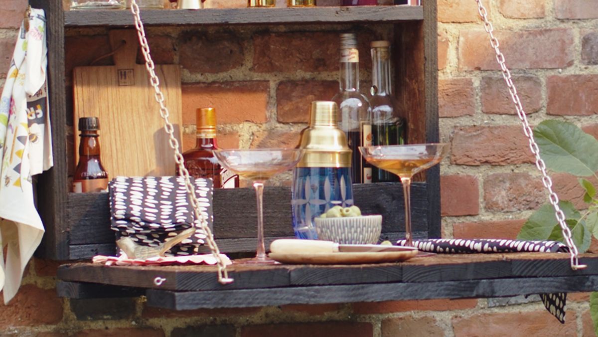 Serve up garden drinks in style with this easy DIY outdoor bar