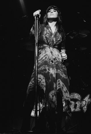 Ann Wilson tries not to meet our writer's eye at the Victoria Theatre, London in 1976
