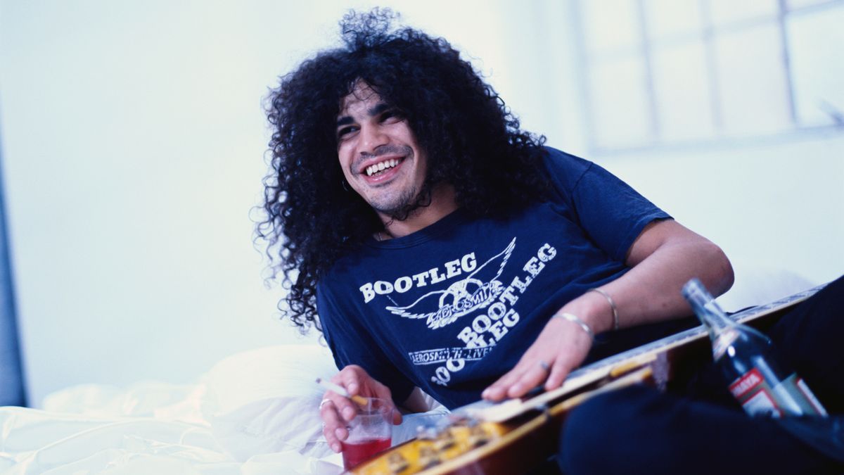 Slash selects the four greatest lead singers of all time