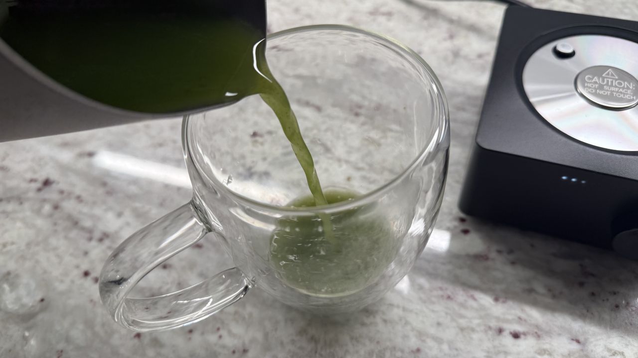 Terra Kaffe Aero making matcha