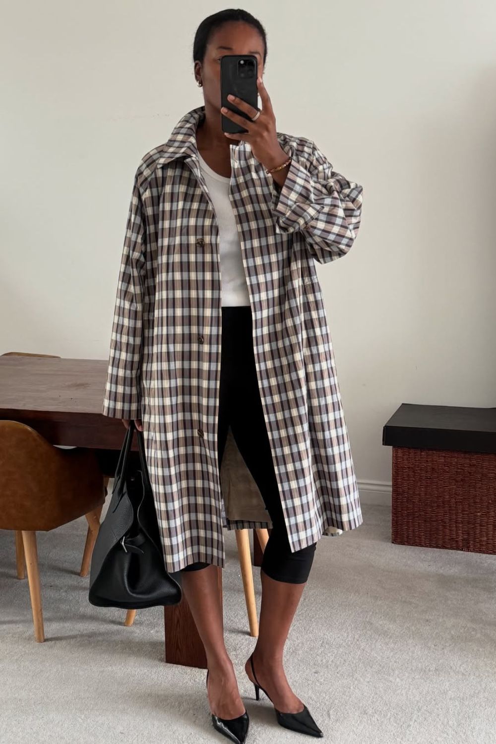 Best trench coats @nlmarilyn wearing a check trench coat, T-shirt, capri pants and mules