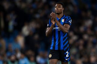 Denzel Dumfries of FC Internazionale gestures at the end of the UEFA Champions League 2024/25 league phase football match between Manchester City FC and FC Internazionale. The match ended 0-0 tie.