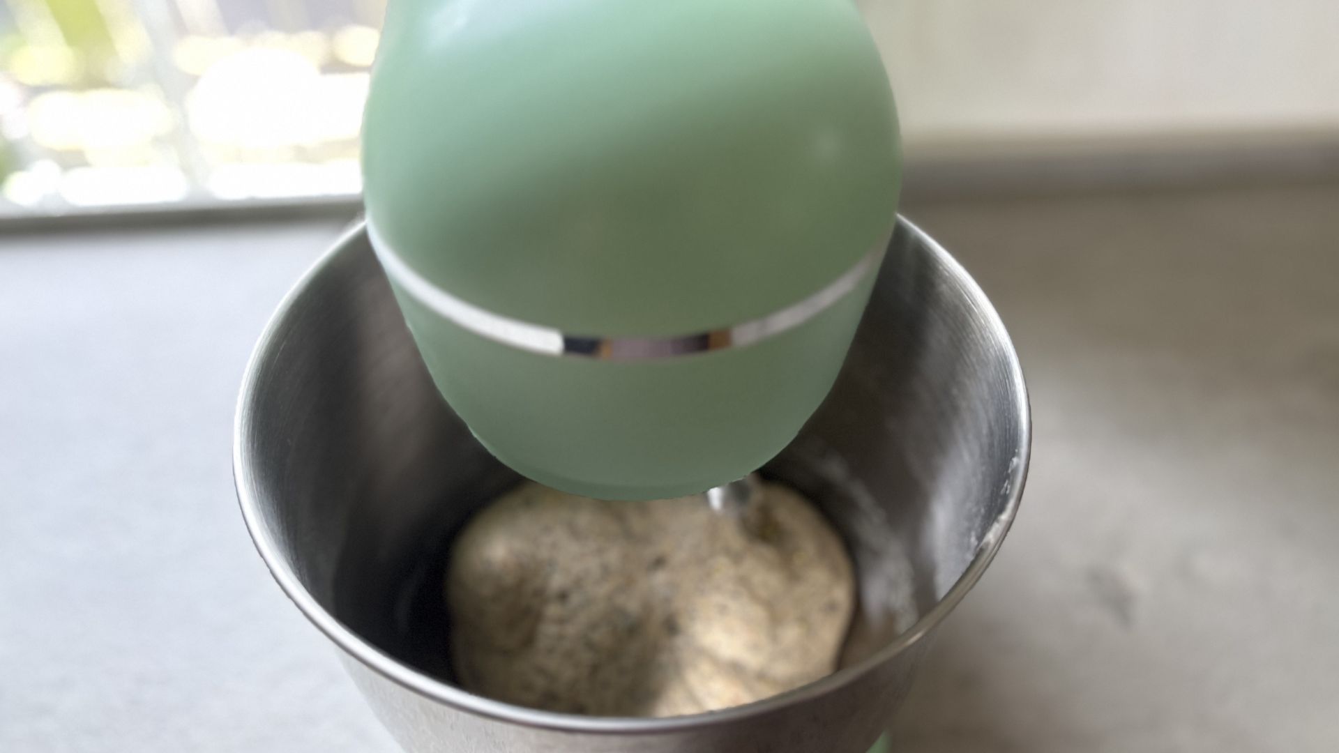 Testing the Salter Bakes British Stand Mixer