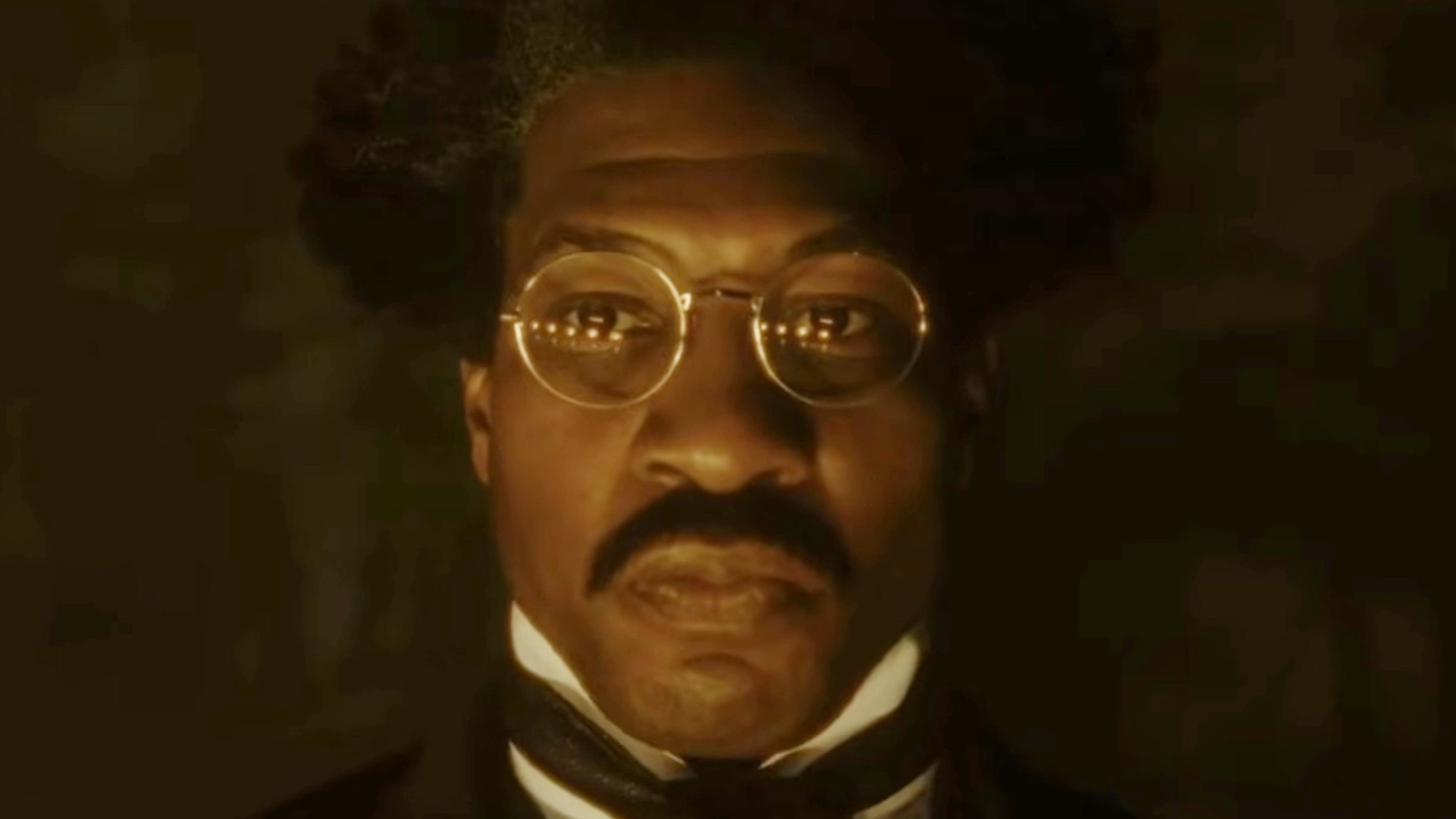 Jonathan Majors as a stern Victor Timely in Loki