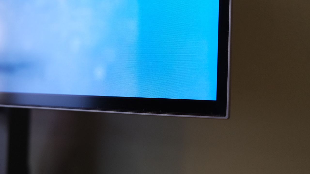 LG UltraGear OLED 27GX790B-B review