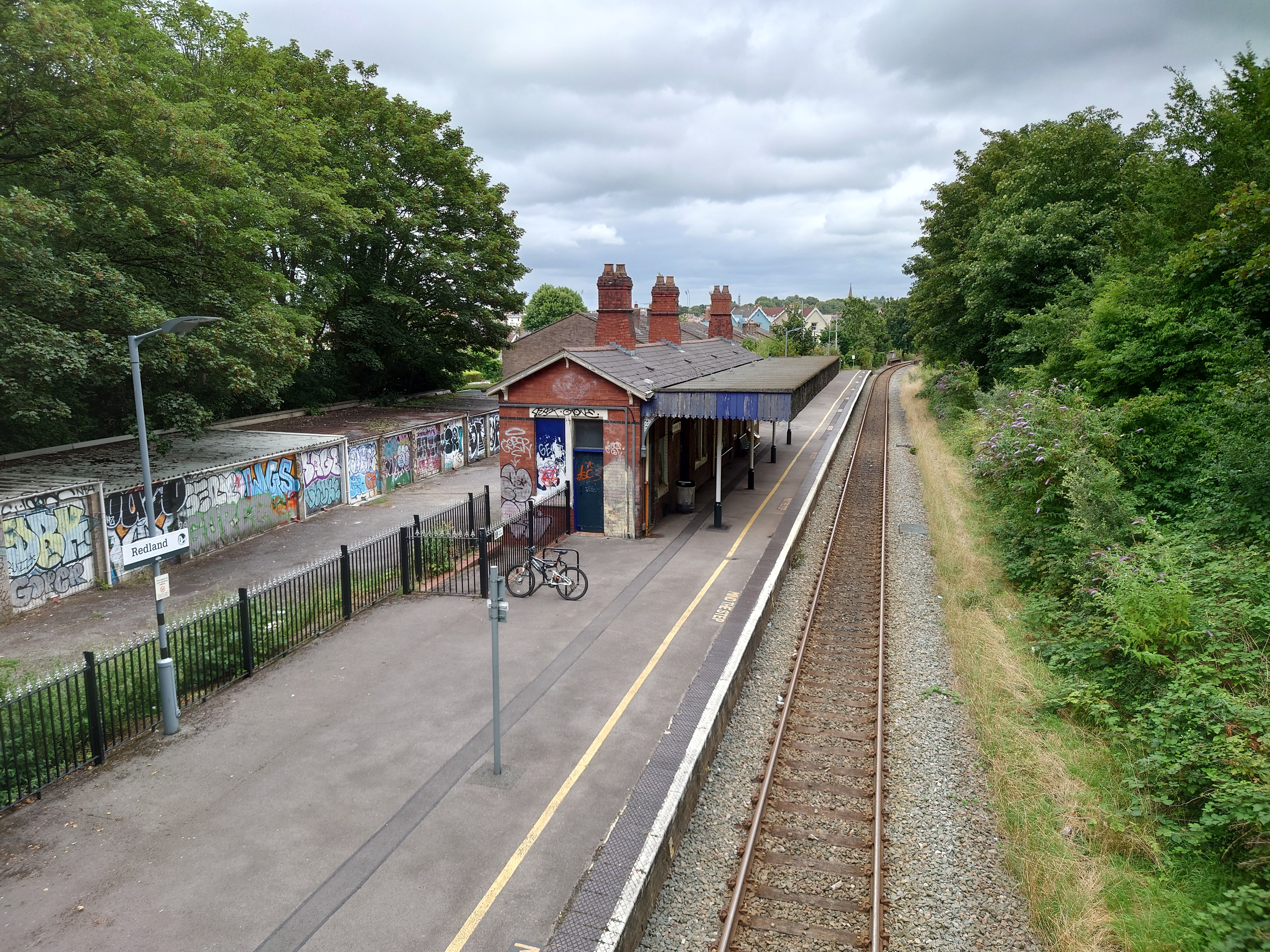 A Sony Xperia 5 III camera sample showing a train station