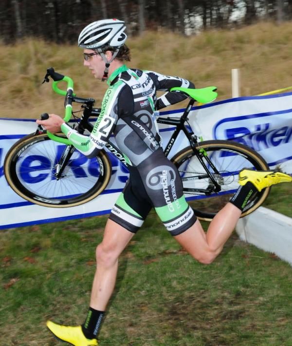 Jamey Driscoll (Cannondale-Cyclocrossworld) racing in third place