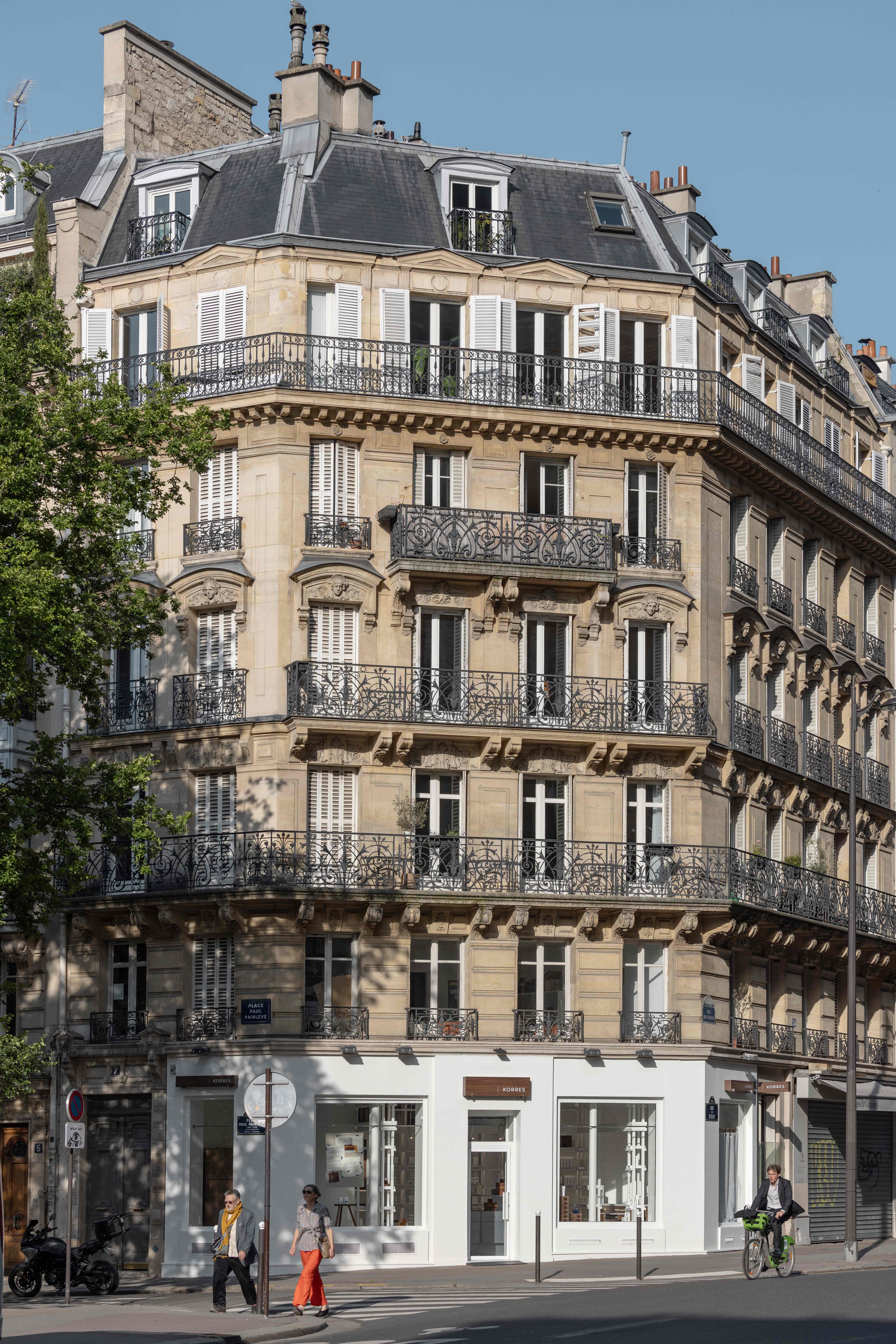 Korres Sorbonne Paris store design by Trail Practice