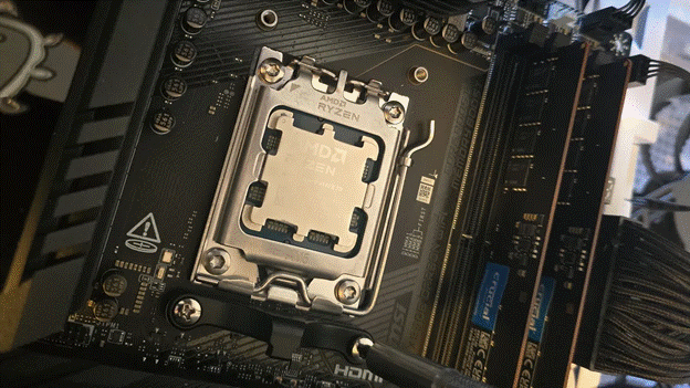 ثيرمالرايت ووندر فيجن 360 UB ARGB أسود