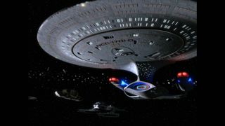 U.S.S. Enterprise (NCC-1701-D) Star Trek The Next Generation (1987)_Paramount Pictures