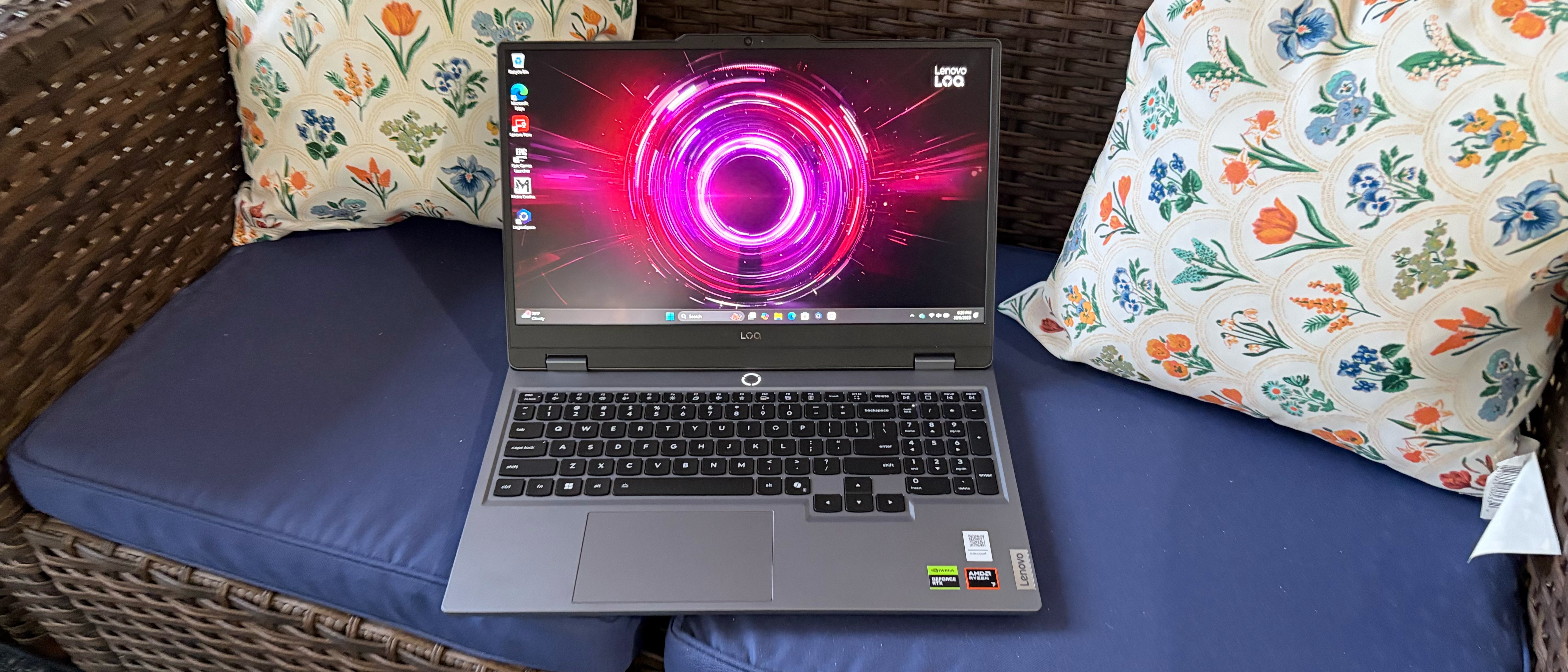 Lenovo Legion LOQ 15 (2025)