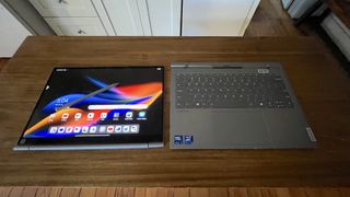 Lenovo ThinkBook Plus Gen 5 Hybrid separate