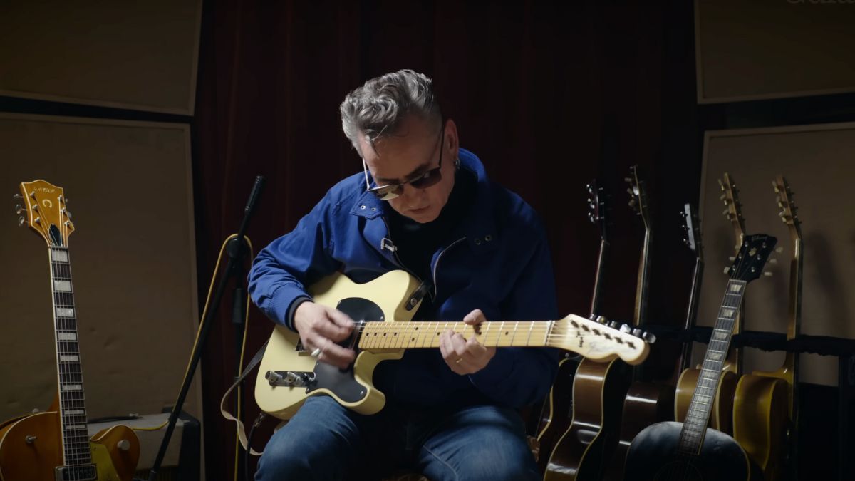 Richard Hawley playing a fender tele