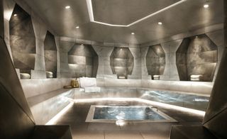 The plunge pool and marble hammam