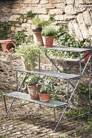 metal tiered plant stand