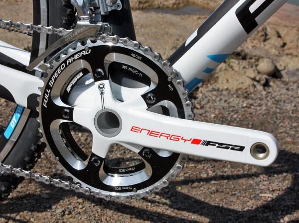 The FSA Energy BB30's hollow-forged aluminum arms are coated in a slick white finish - and thankfully, there's a clear protective film applied straight from the factory to help them stay looking fresh, too