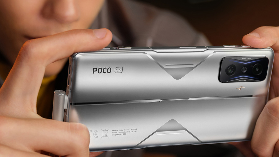 POCO F4 GT charger