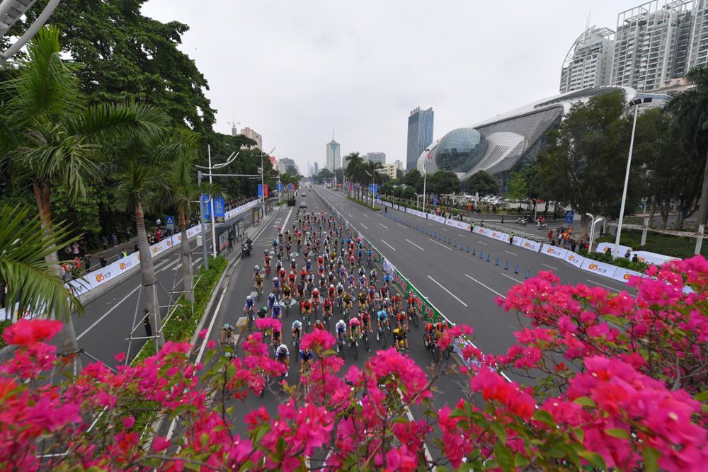 The peloton rides through central Nanning
