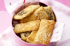 seeded-parmesan-biscuits