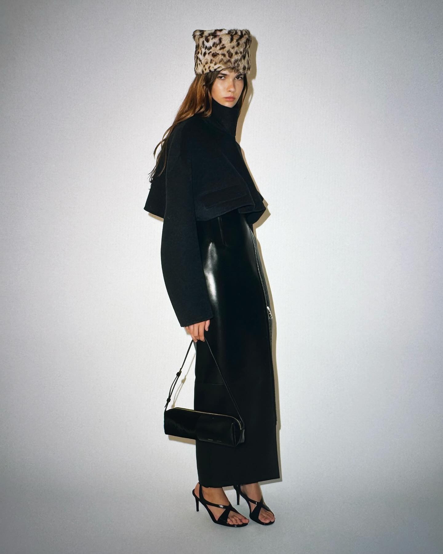 Khaite look with leopard hat