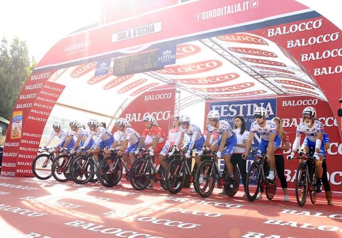 Team FDJ at the start
