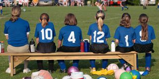 soccer-sidelines-101207-02