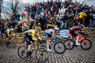 Jasper Philipsen in Omloop Het Nieuwsblad 2025