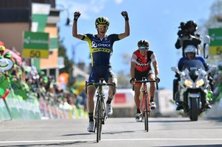 Simon Yates wins stage 4 of the Tour de Romandie