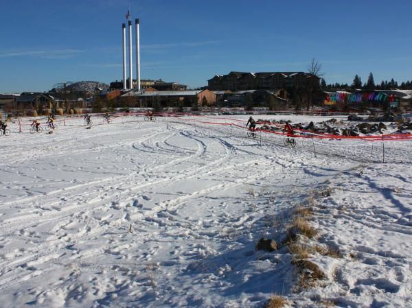 The race course then heads back down for a second pass through the pit area.