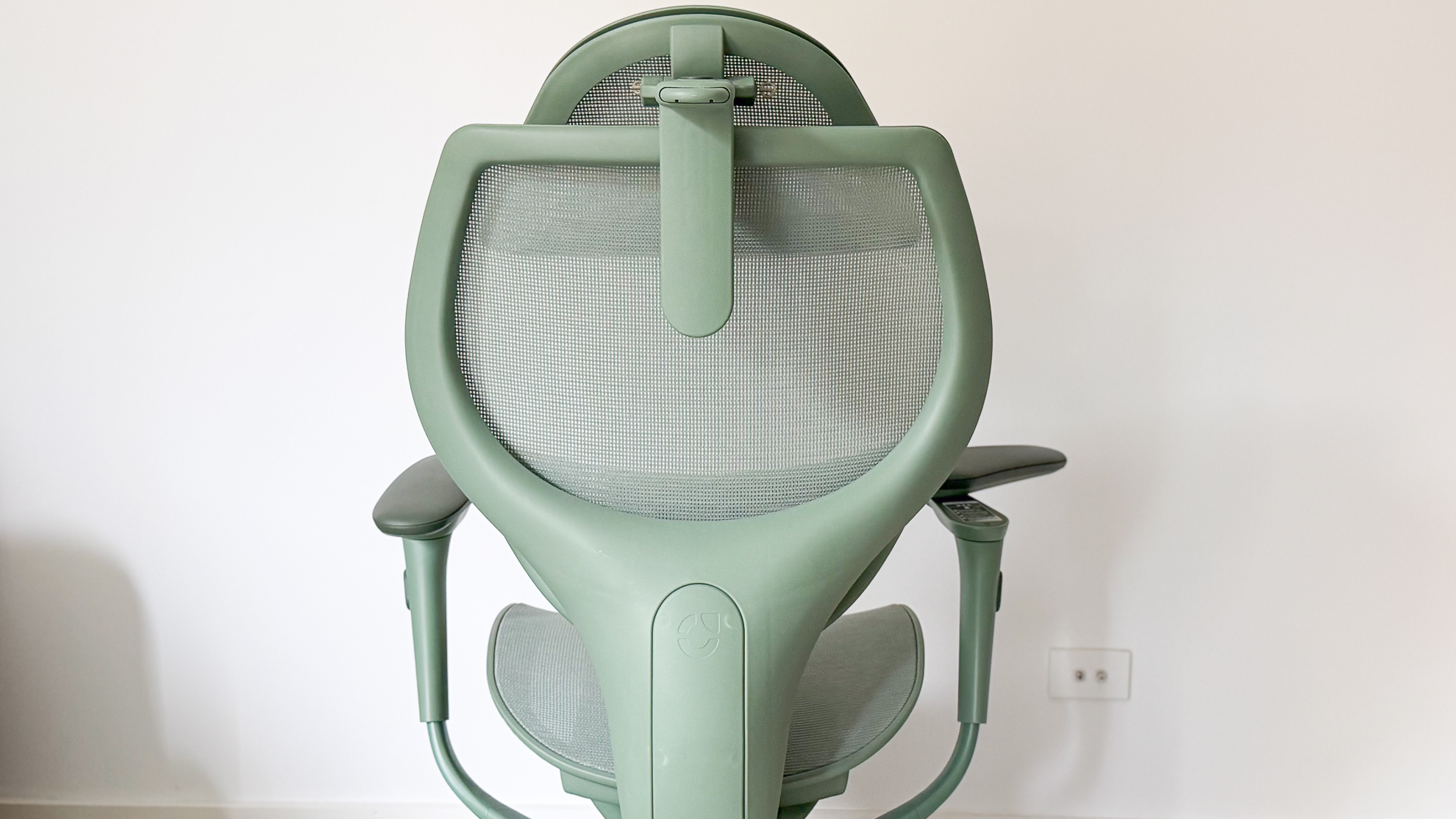 The rear of the ErgoTune Vesby office chair