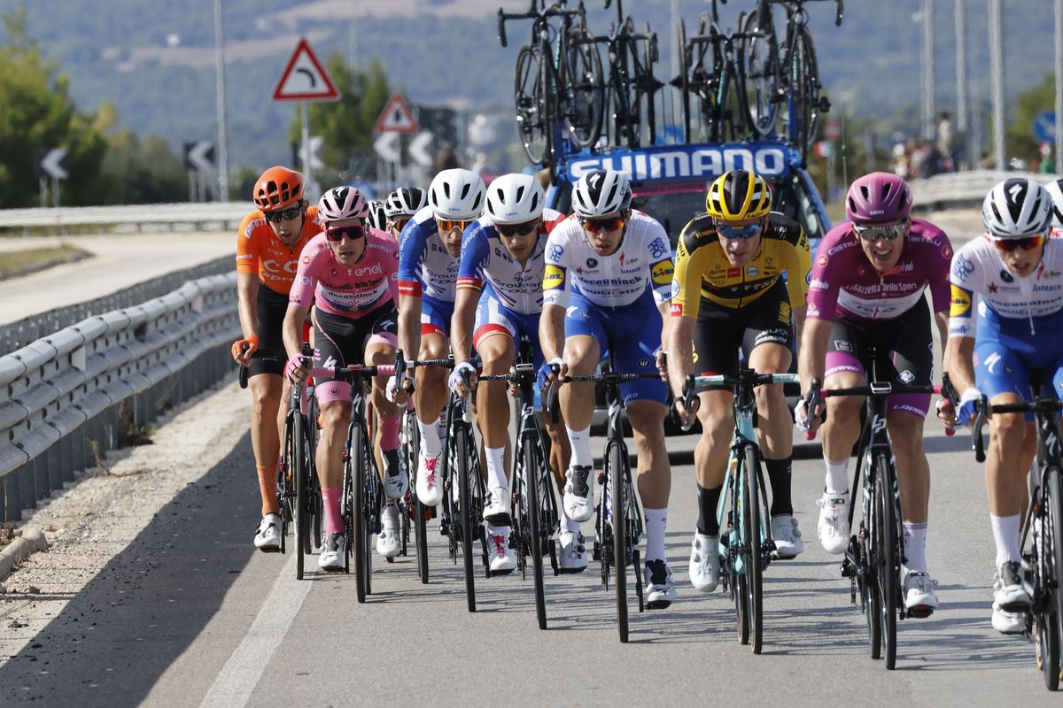 Giro d'Italia 2020 - 103th Edition - 7th stage Matera - Brindisi 143&Acirc;&nbsp;km - 09/10/2020 - Ventagli - Joao Almeida (POR - Deceuninck - Quick Step) - Arnaud Demare (FRA - Groupama - FDJ) - photo Luca Bettini/BettiniPhoto&Acirc;&copy;2020