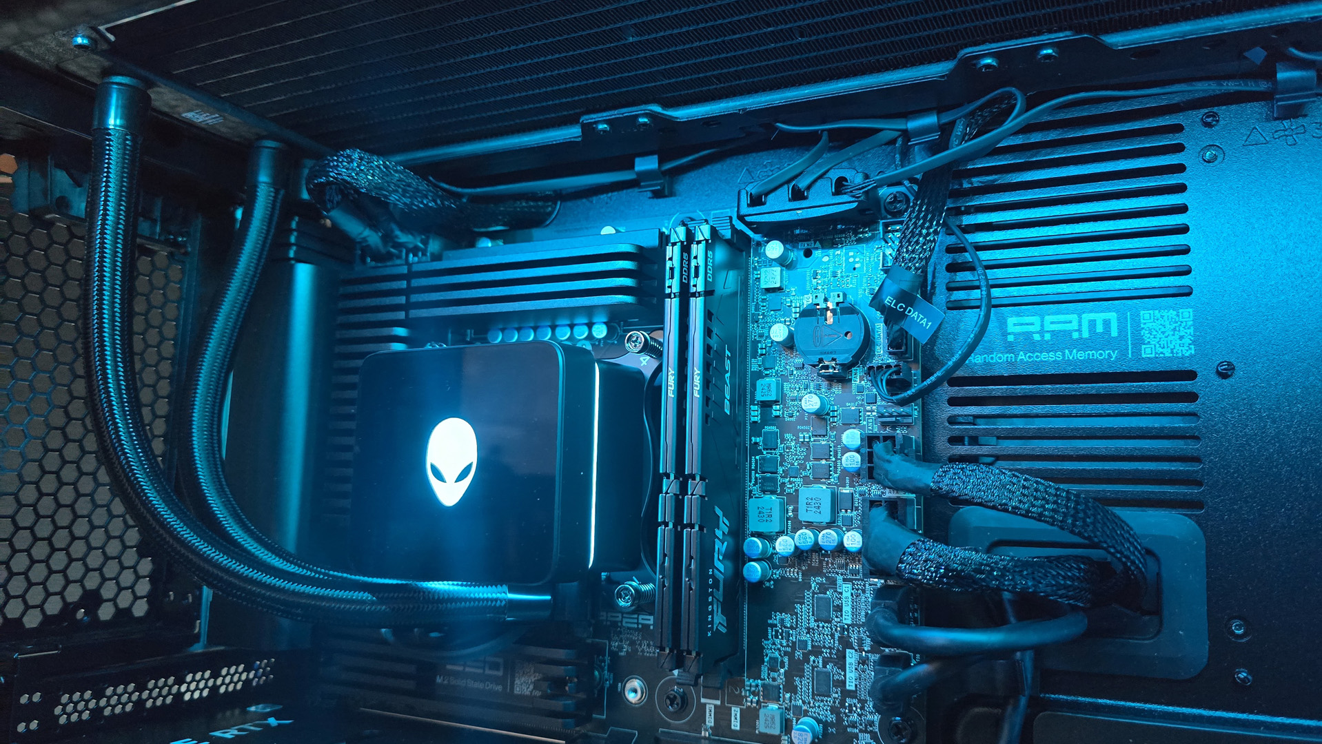 The inside of the Alienware Area-51 (2025)
