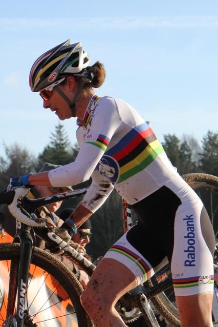 Marianne Vos gets off the bike