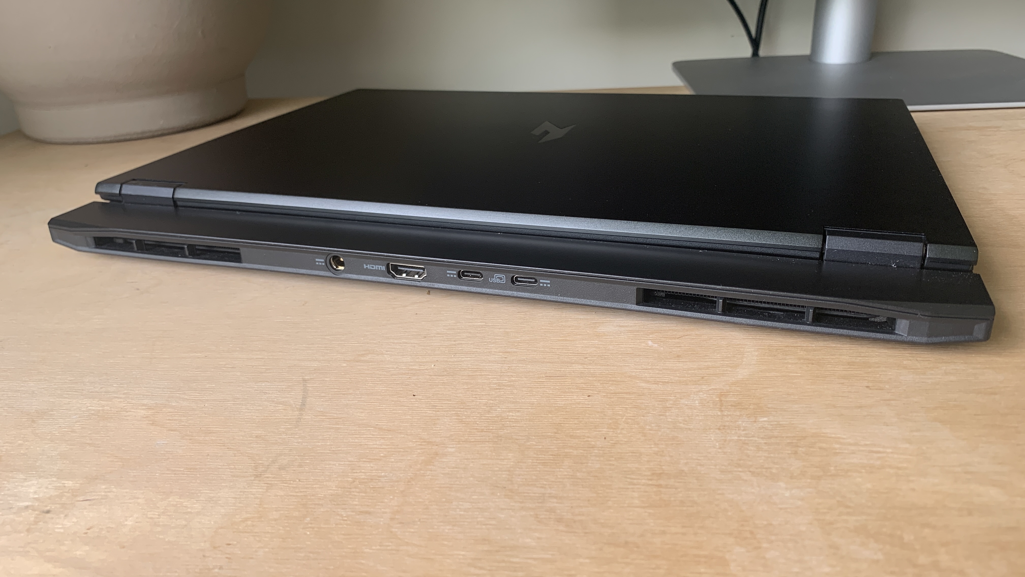 Acer Nitro 16S AI