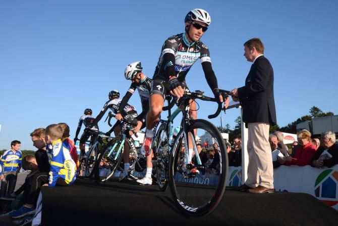 Omega Pharma-Quick Step disembark the team presentation stage