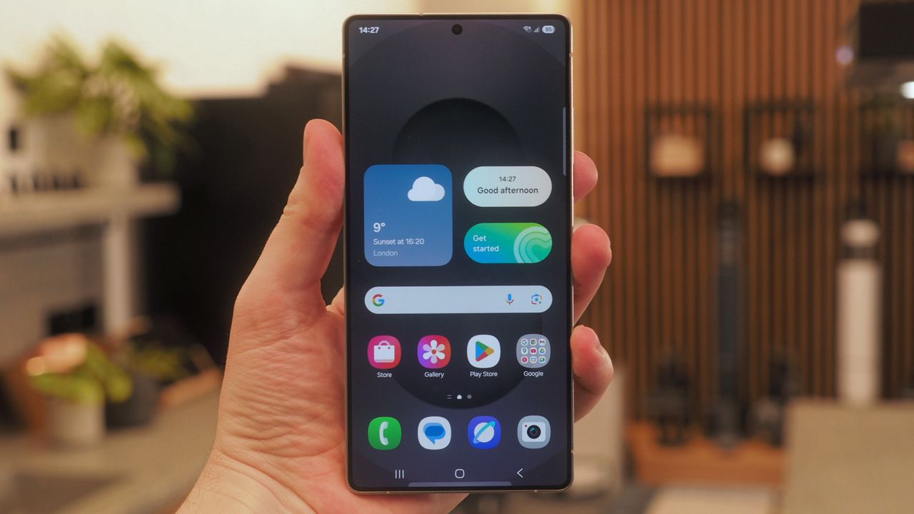 I review phones for a living – here's why my 2025 pick isn't an iPhone