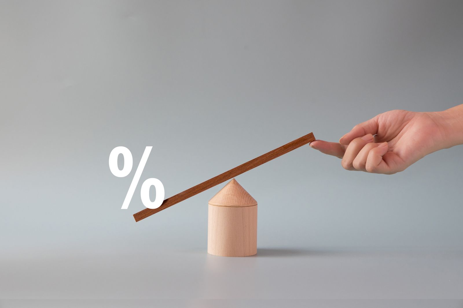 Falling Interest Rates: What They Mean for Homeowners, Savers and ...