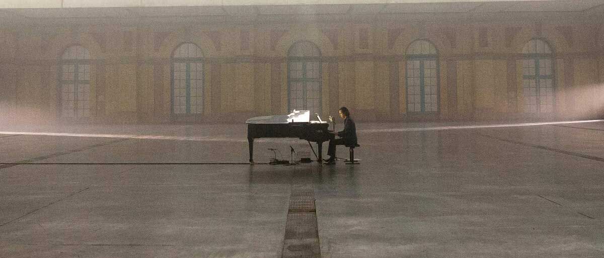 Idiot Prayer: Nick Cave Alone at Alexandra Palace album art