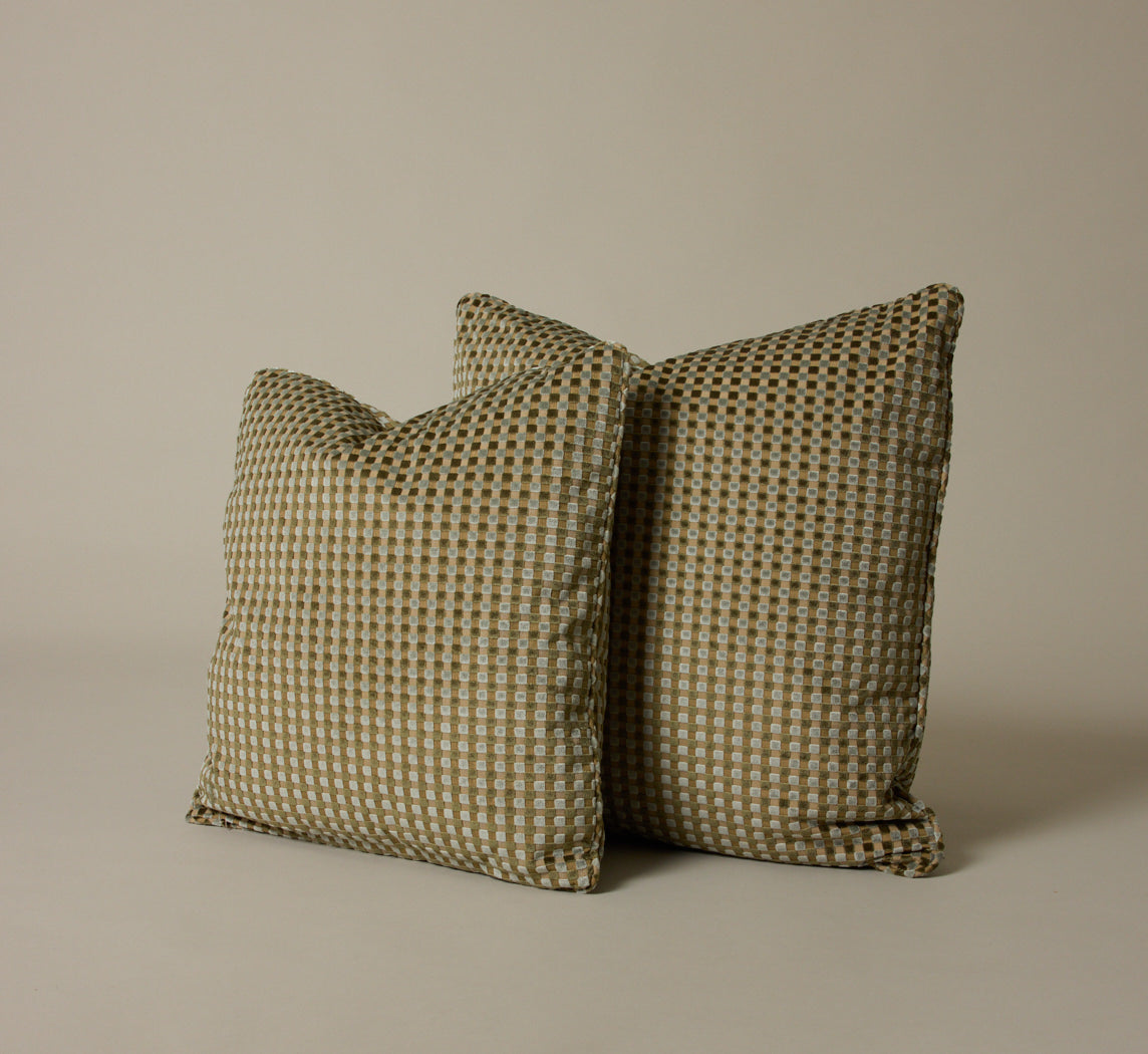 The Reed Pillow 24"x24"