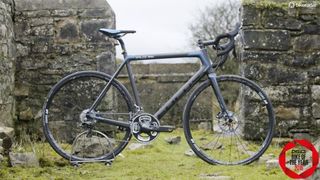 Focus's Izalco Max Disc Dura-Ace Mix is a highly accomplished disc-brake makeover