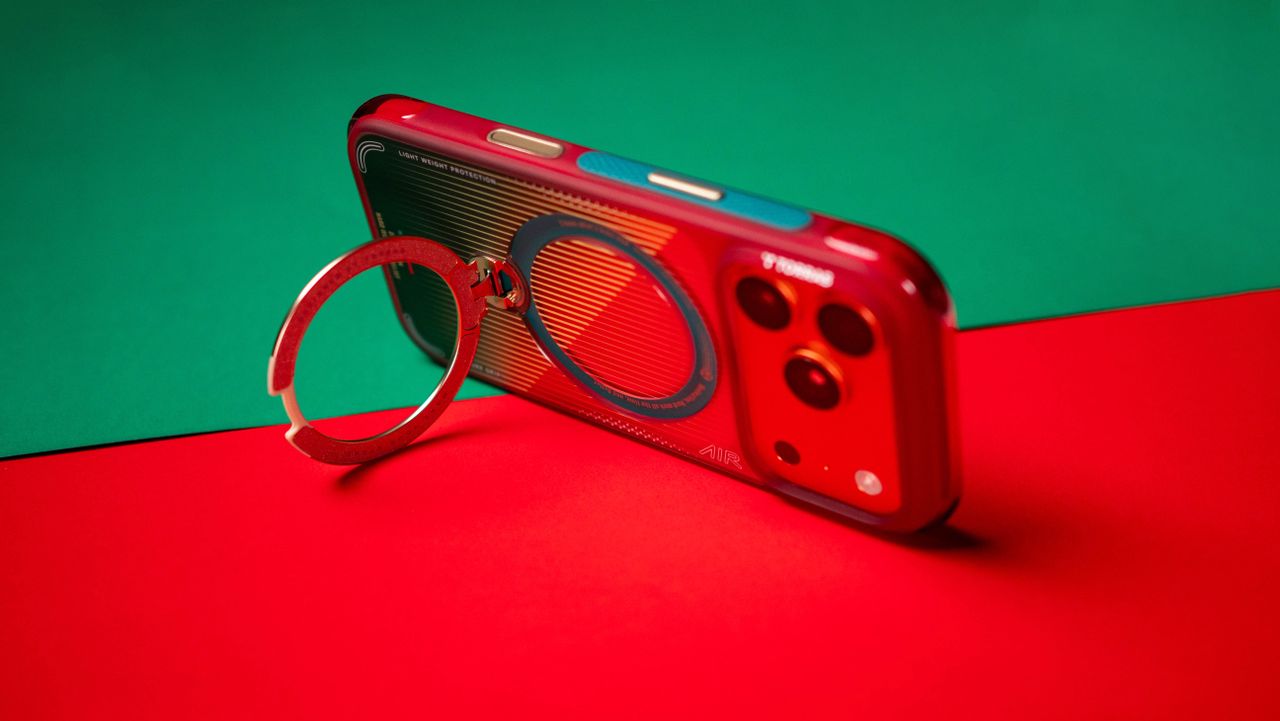 Torras Portugal football collab showing Ostand Q3 Air cases designed for the iPhone 17 Pro