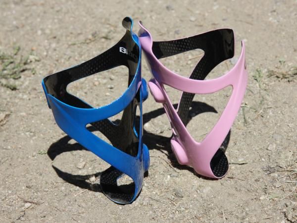 Blackburn adds new colors of its Camber CF carbon fiber bottle cage for 2012.