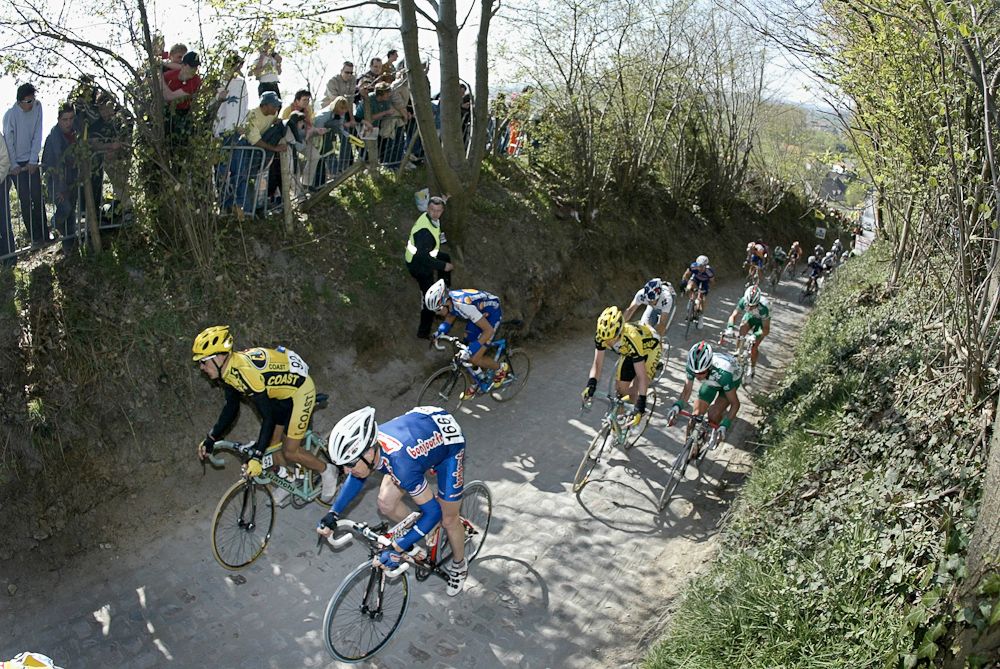 Riders tackle the Koppenberg in 2002.