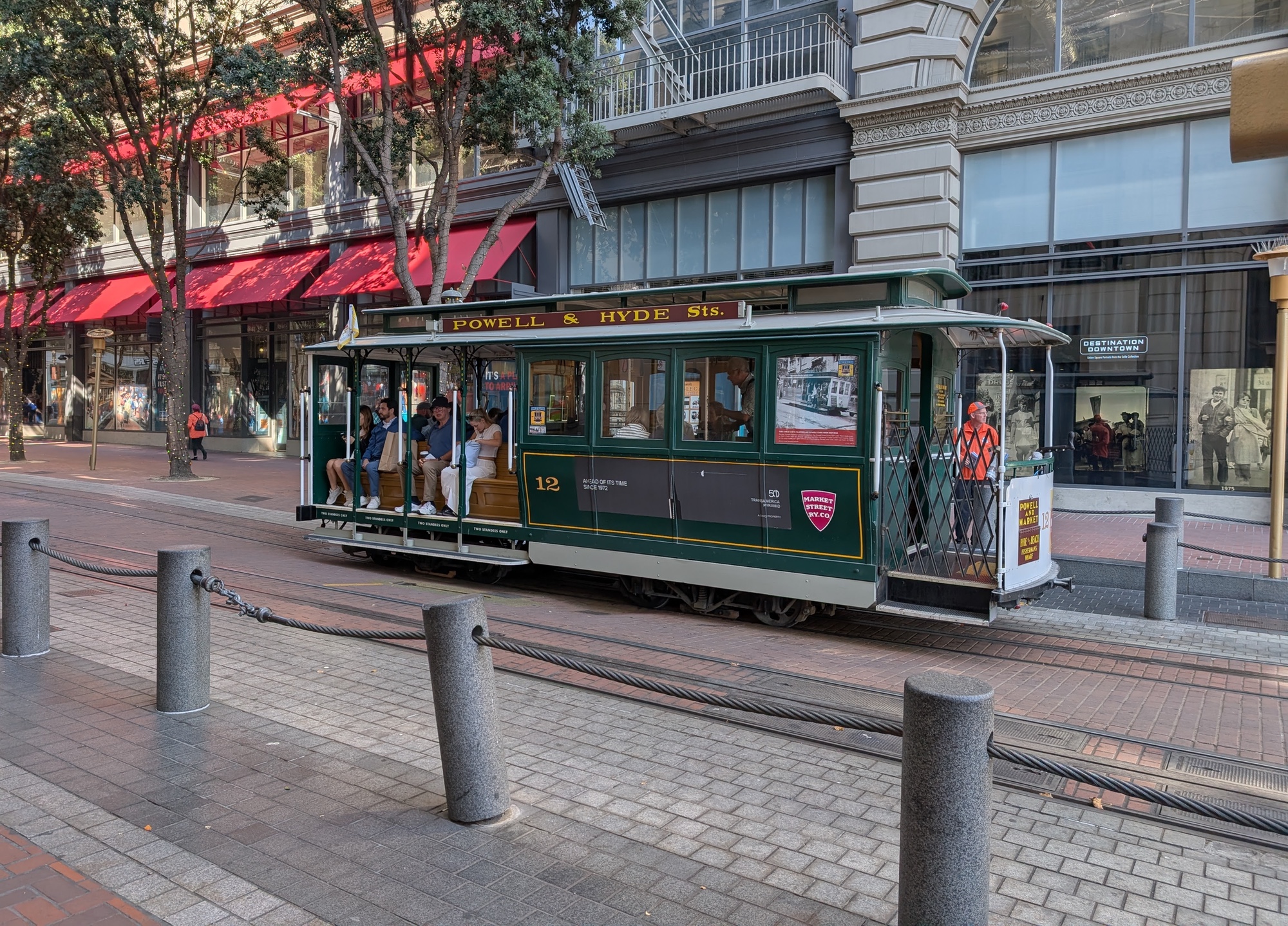 shot of cable car by pixel 9 pro