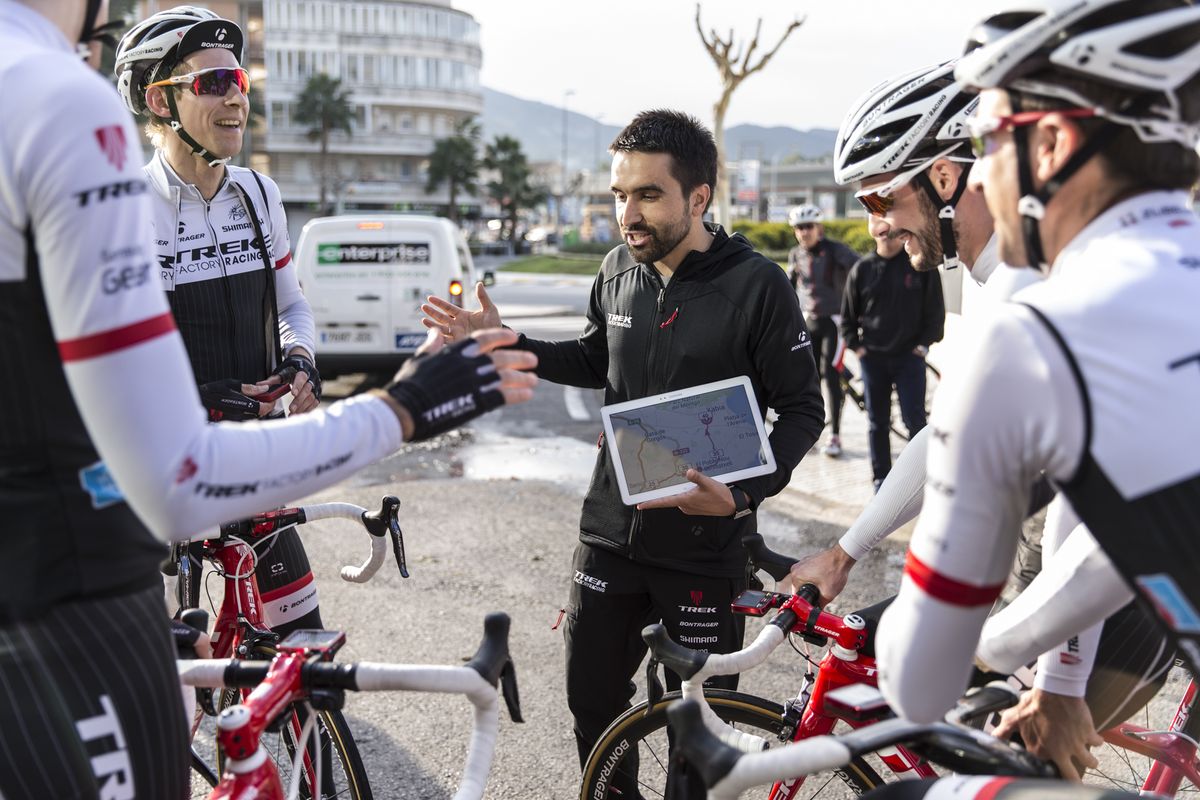 The riders get some information on the day ahead