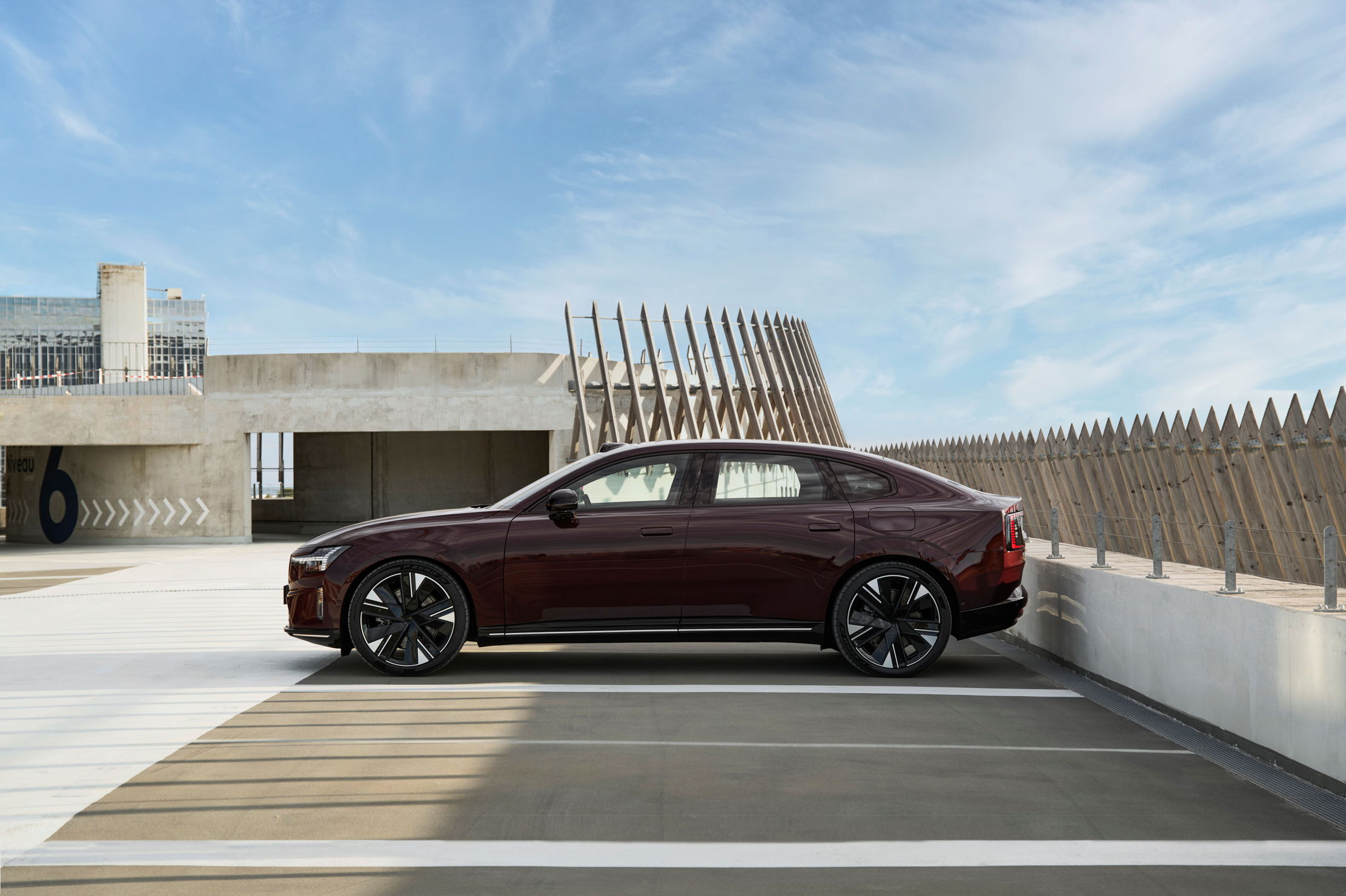Images of the sleek new Volvo ES90