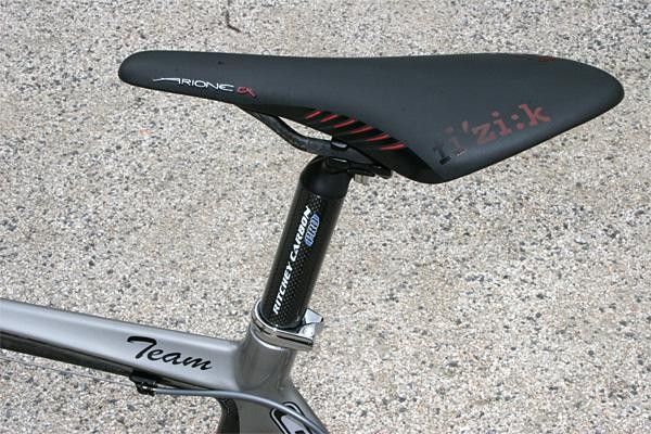 The Arione CX features carbon fiber rails.