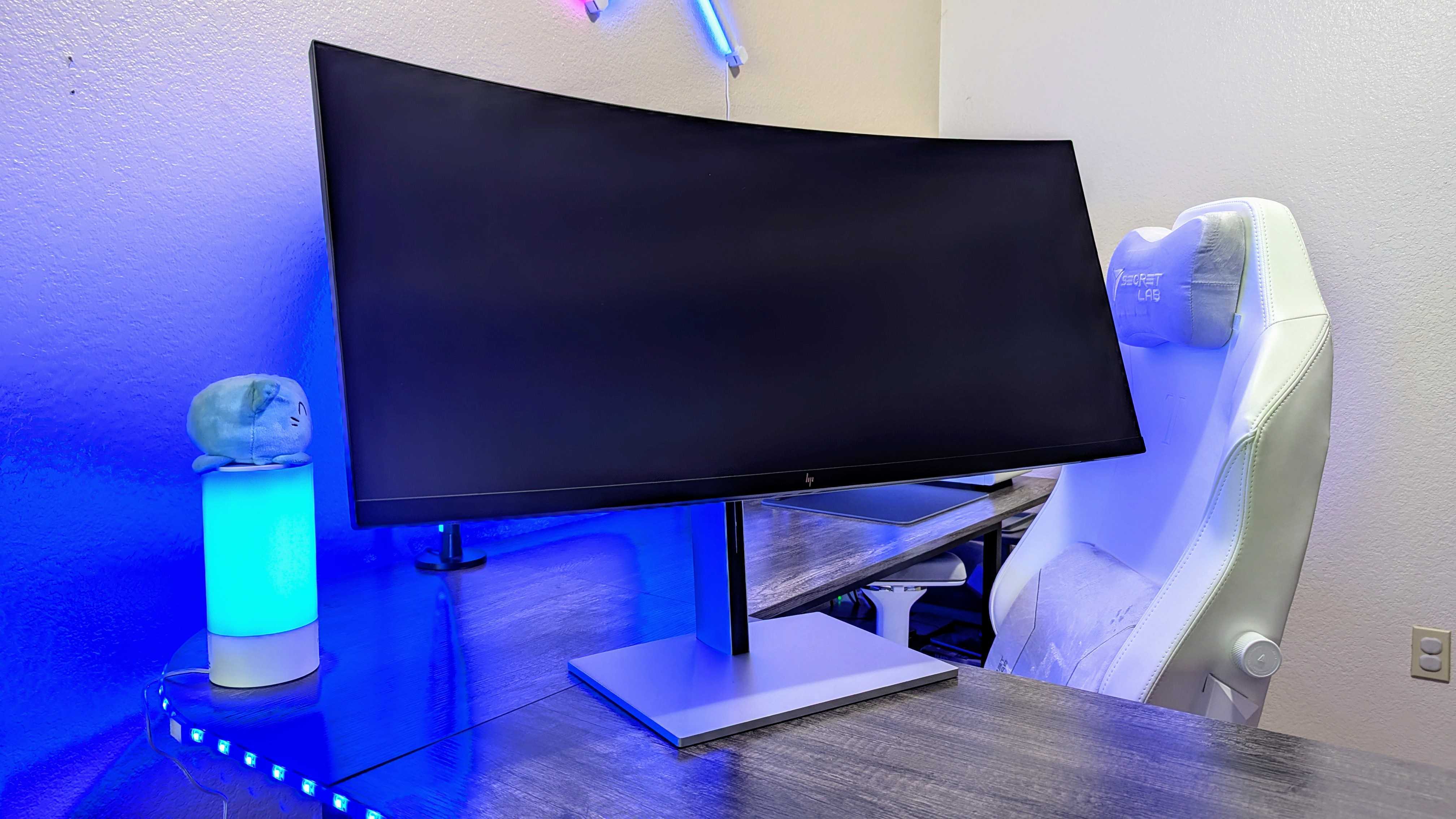 Image of the HP Series 7 Pro 34 WQHD Conferencing Monitor (734pm).